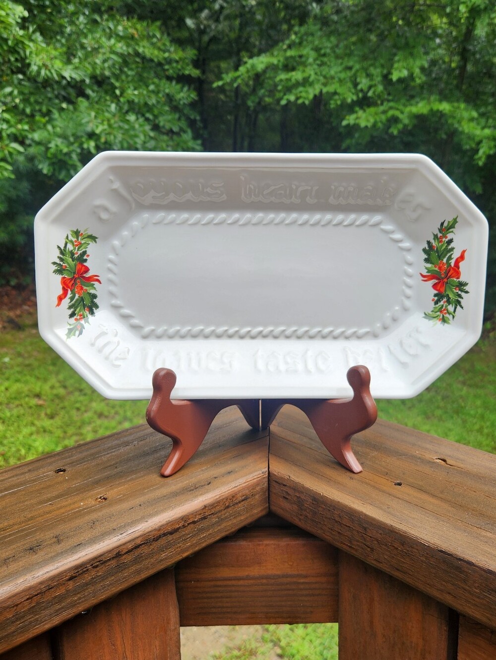 Pfaltzgraff Christmas Heritage "Joyous Heart" Bread Tray W/ Holly & Red Bows